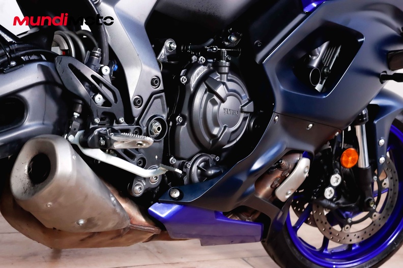 Motorbike image 3