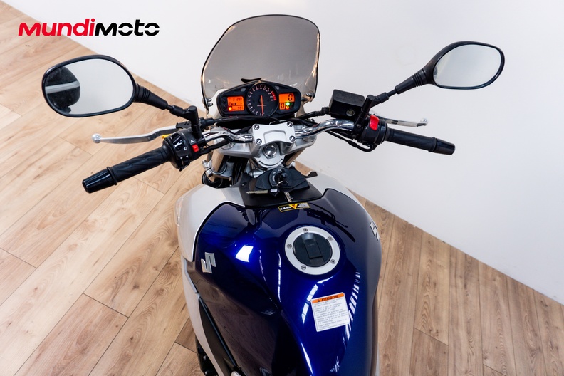 Motorbike image 10
