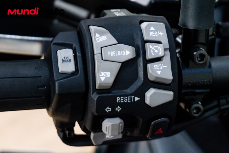 Motorbike image 12