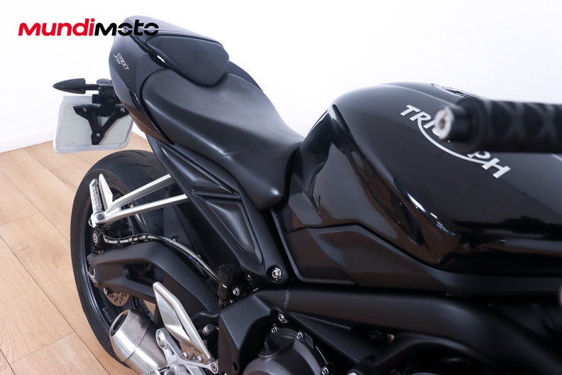 Motorbike image 12