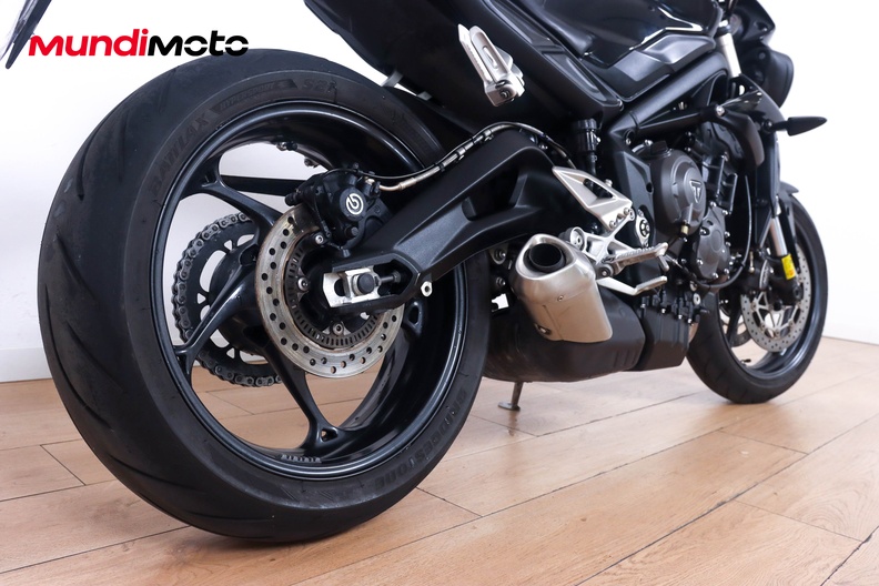 Motorbike image 3