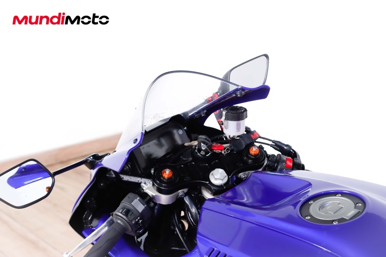Motorbike image 10