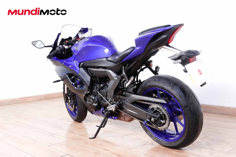 Motorbike image 6