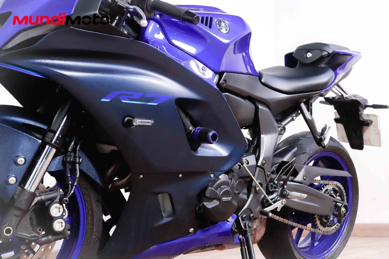 Motorbike image 8
