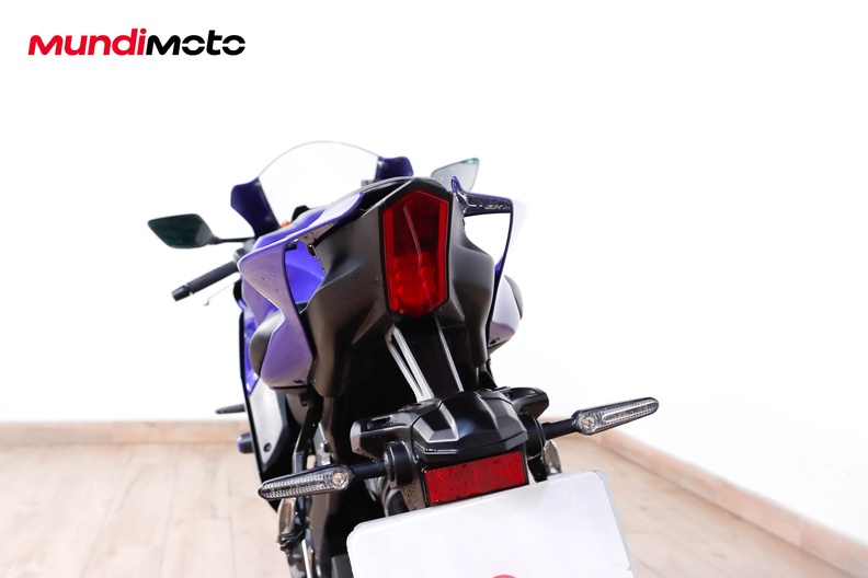 Motorbike image 9