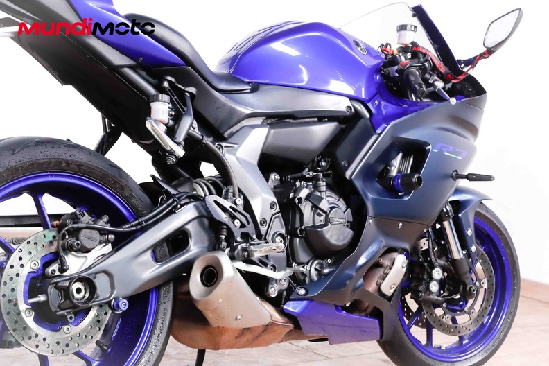Motorbike image 3