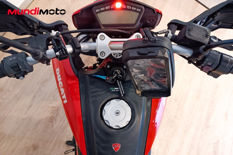 Motorbike image 10