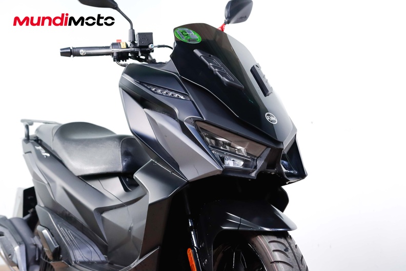 Motorbike image 4