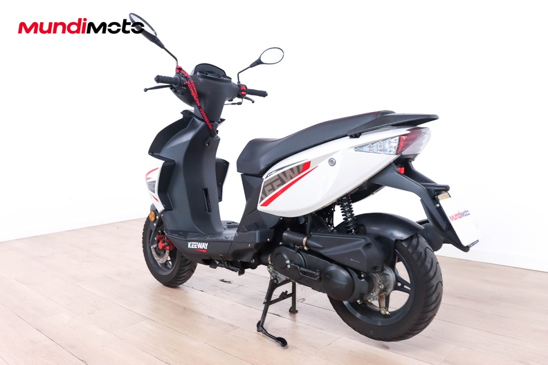 Motorbike image 7