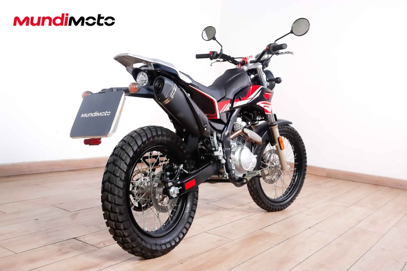 Motorbike image 7