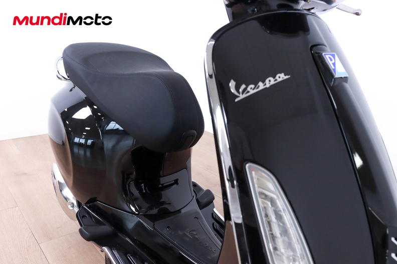Motorbike image 12
