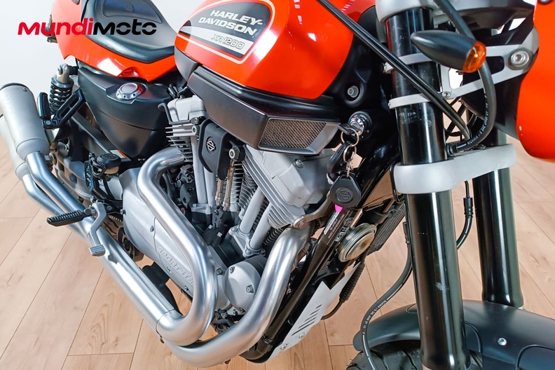 Motorbike image 4