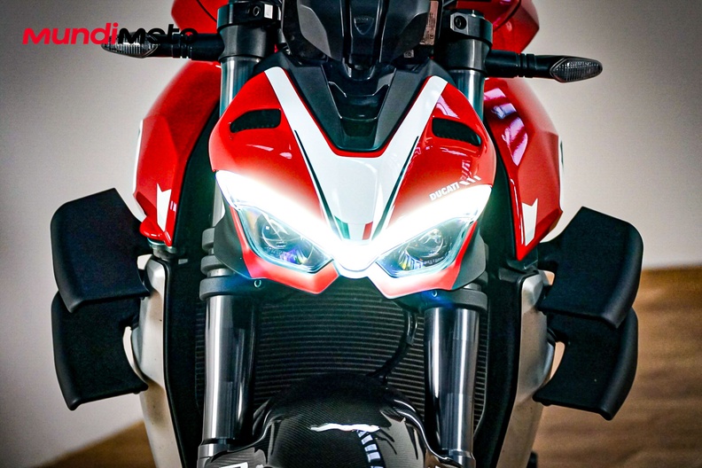 Motorbike image 23