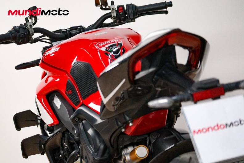 Motorbike image 8