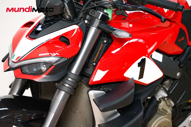 Motorbike image 9