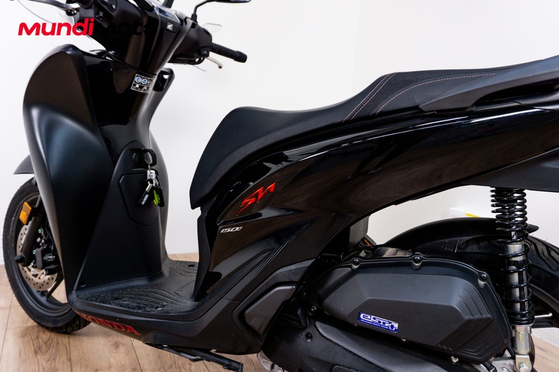 Motorbike image 8
