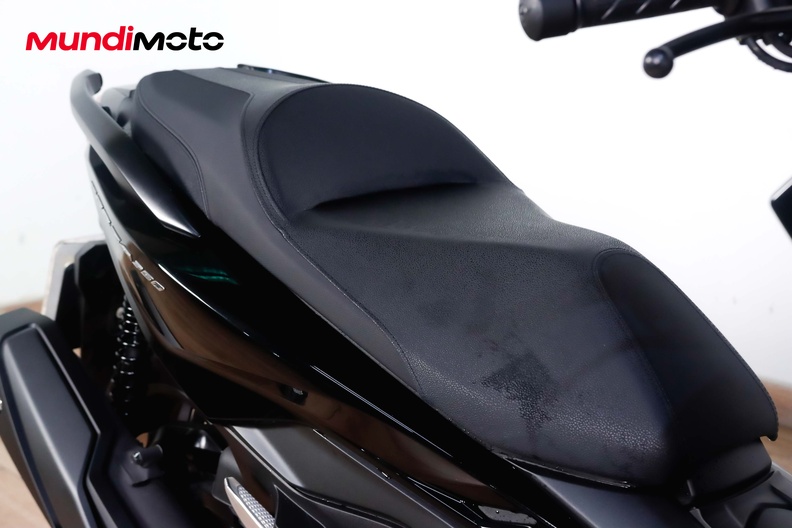 Motorbike image 13