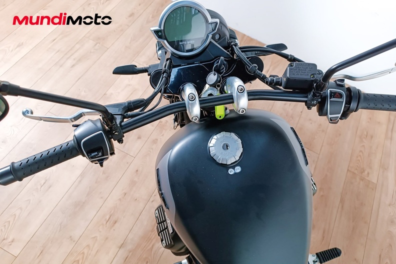 Motorbike image 10