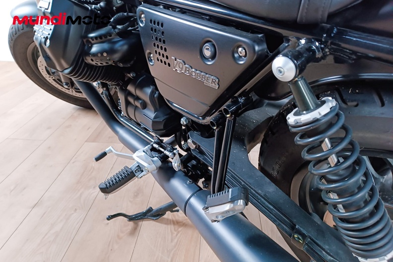 Motorbike image 8