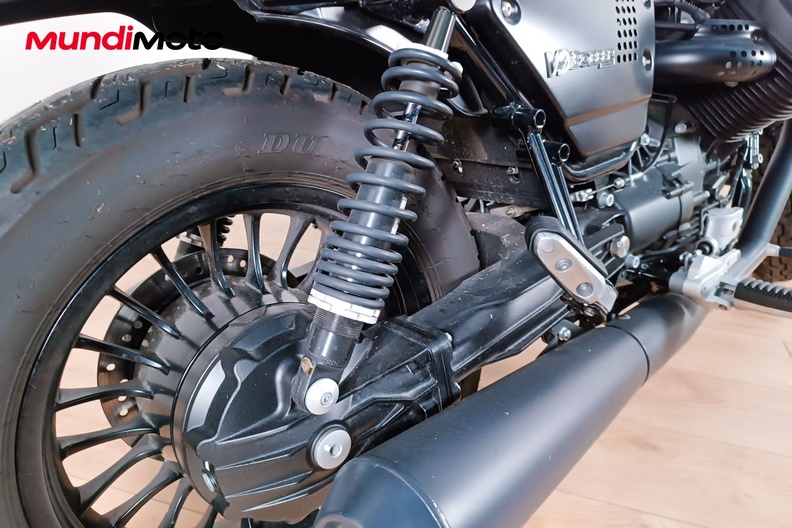 Motorbike image 3