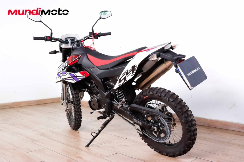 Motorbike image 6