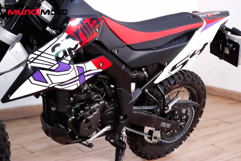 Motorbike image 8