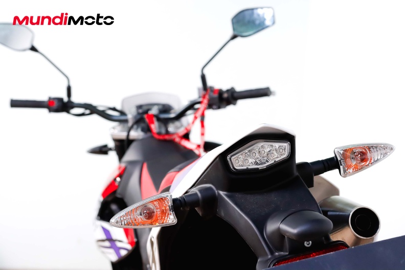 Motorbike image 9