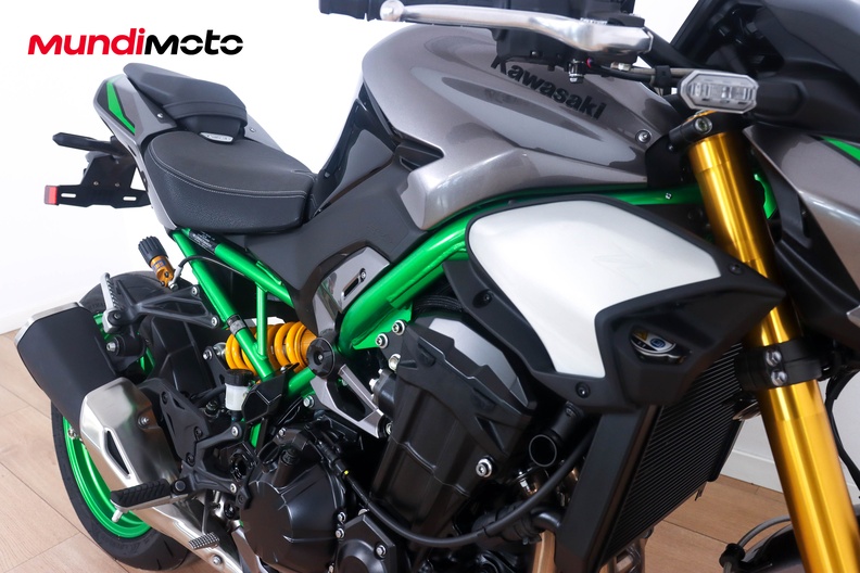 Motorbike image 12