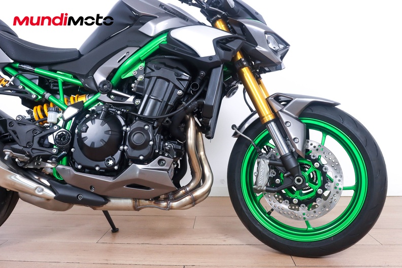 Motorbike image 13