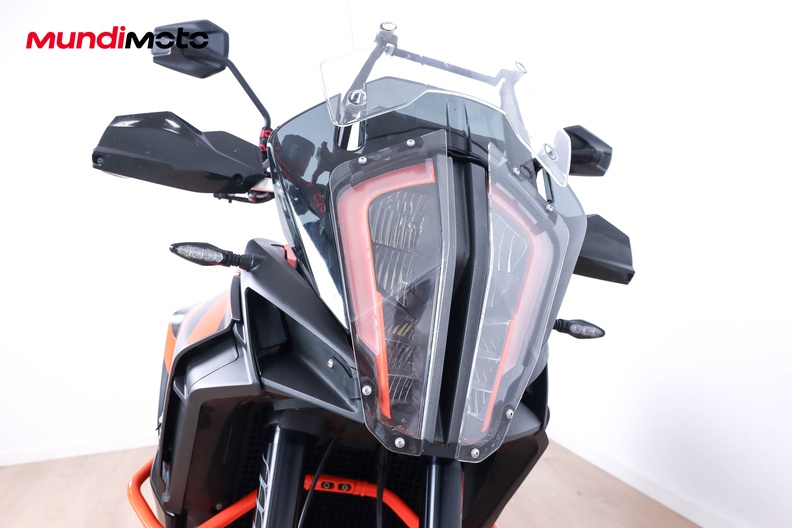 Motorbike image 4