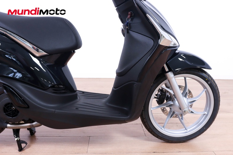Motorbike image 11