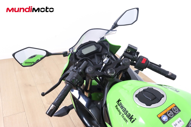 Motorbike image 10