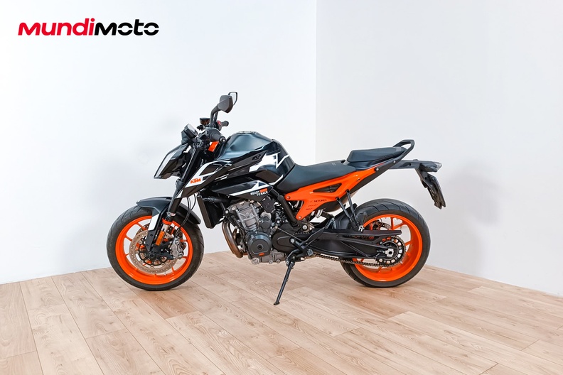 Motorbike image 5