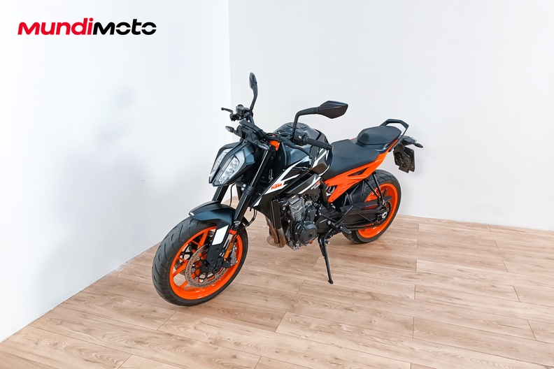 Motorbike image 6