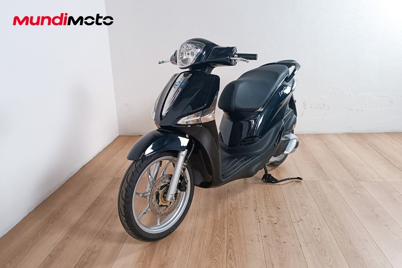 Motorbike image 6