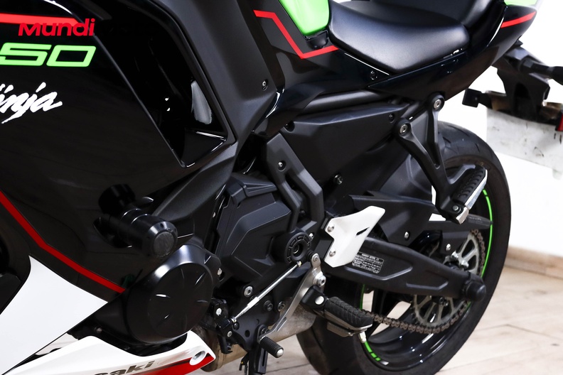 Motorbike image 8
