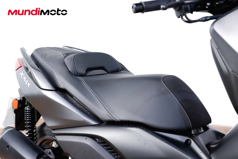 Motorbike image 13