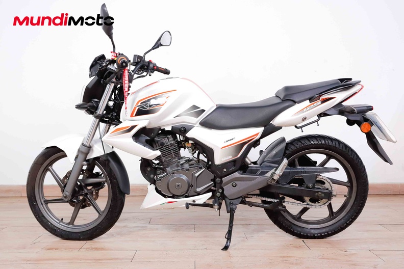 Motorbike image 5