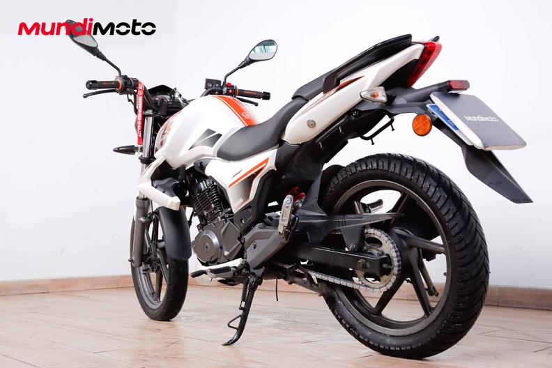 Motorbike image 6