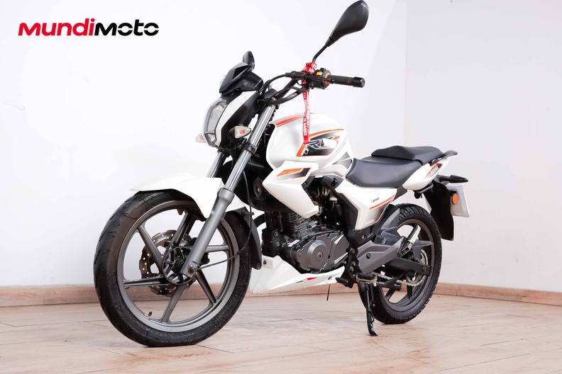 Motorbike image 7