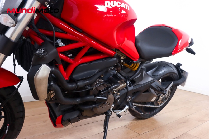 Motorbike image 8