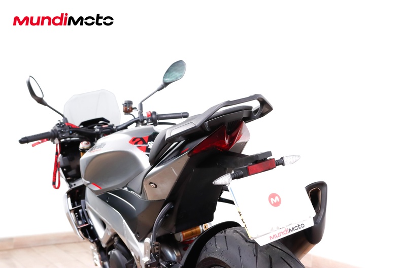 Motorbike image 9