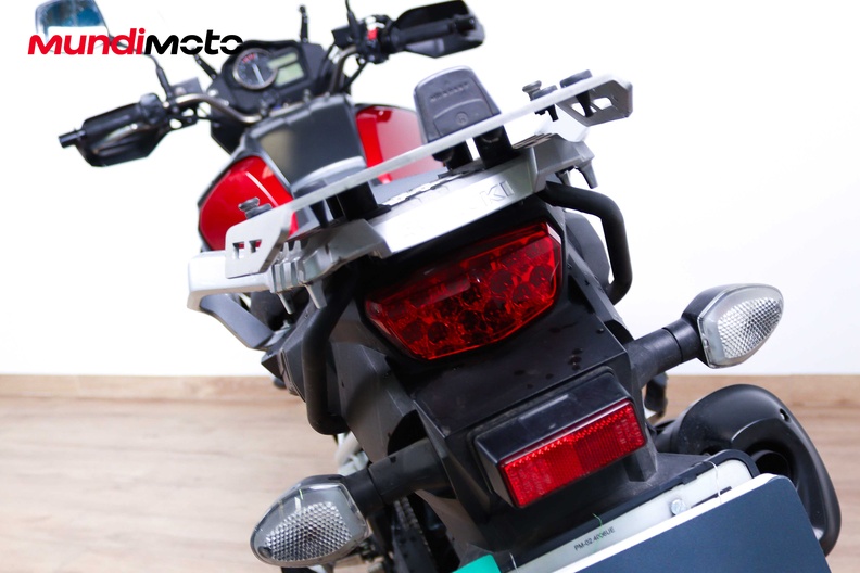 Motorbike image 9