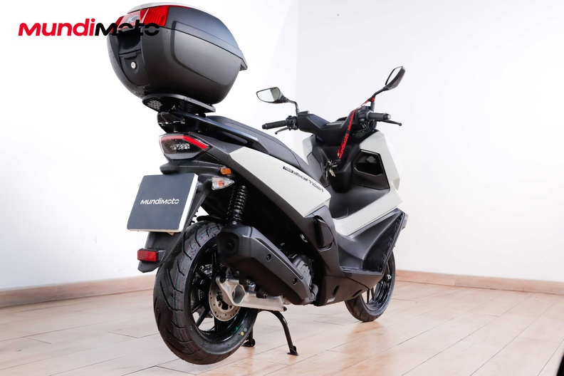 Motorbike image 2