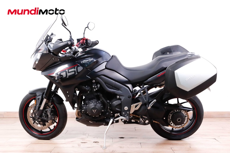Motorbike image 5