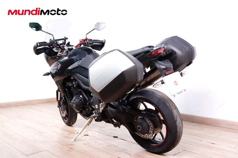 Motorbike image 7