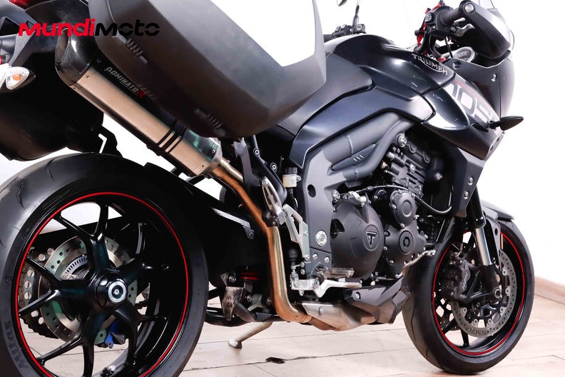 Motorbike image 3