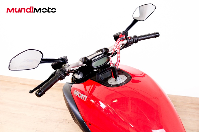 Motorbike image 10