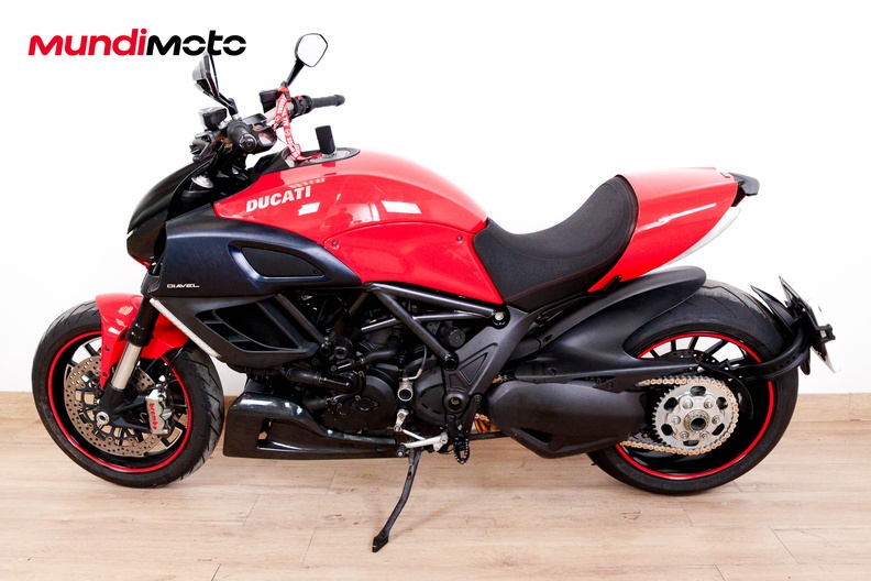 Motorbike image 5