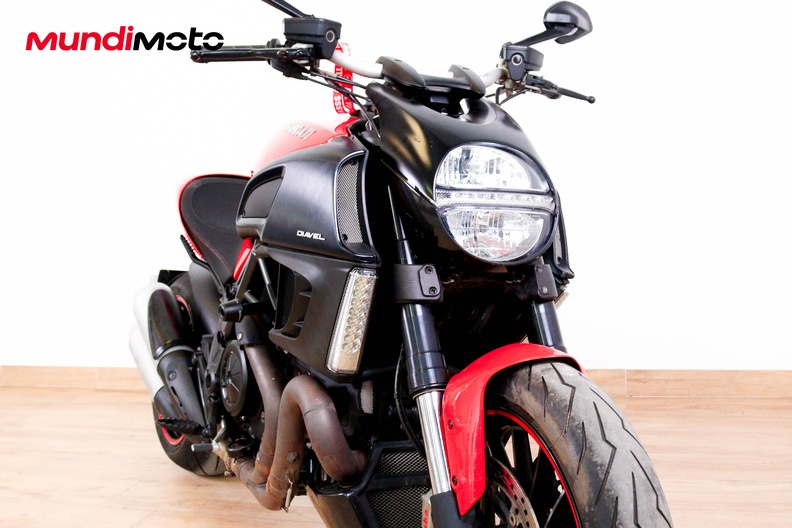Motorbike image 4